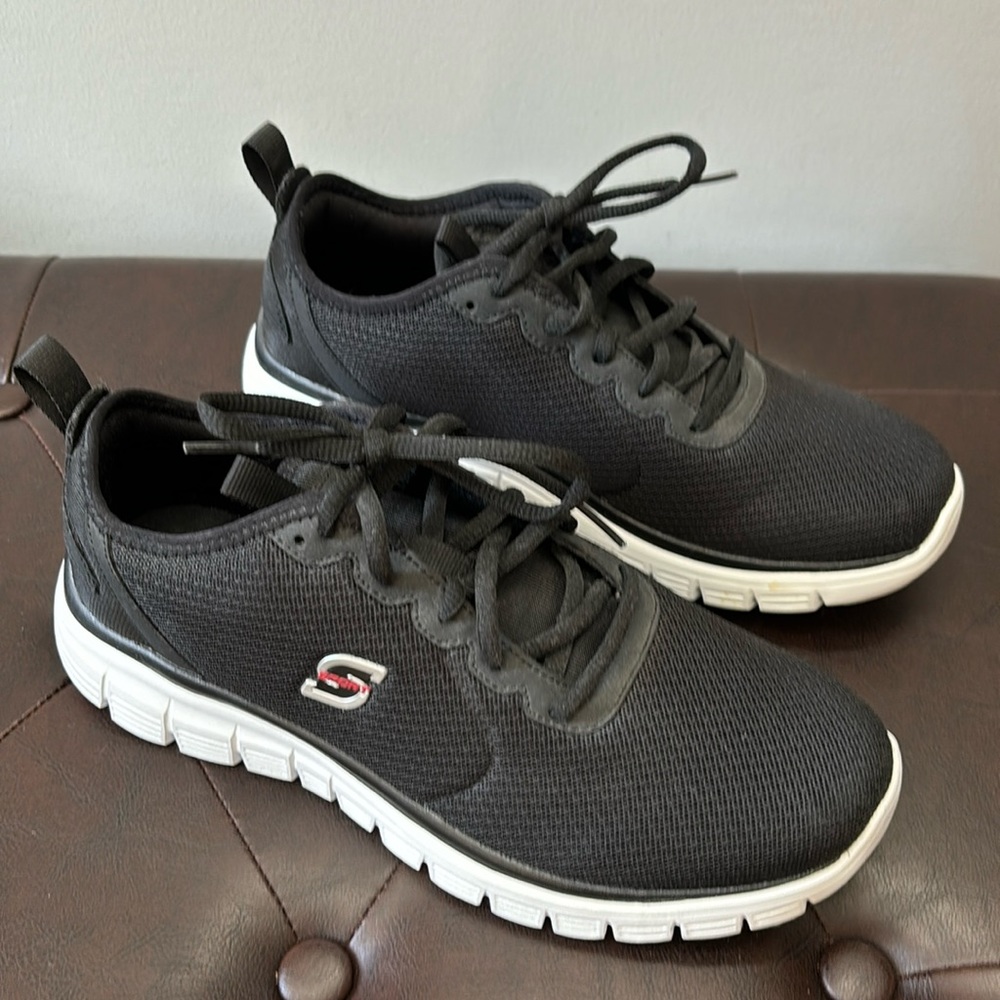 Skechers, Sport, Men’s size 7, Black/Red/White, sneakers.